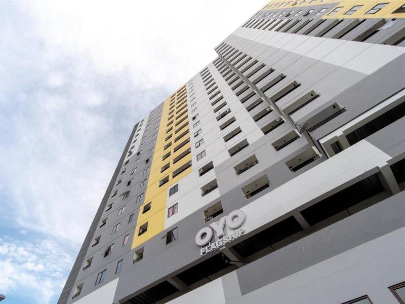 Oyo Flagship 1481 Sentraland