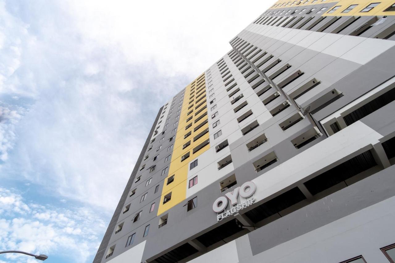 Oyo Flagship 1481 Sentraland 2* Medan